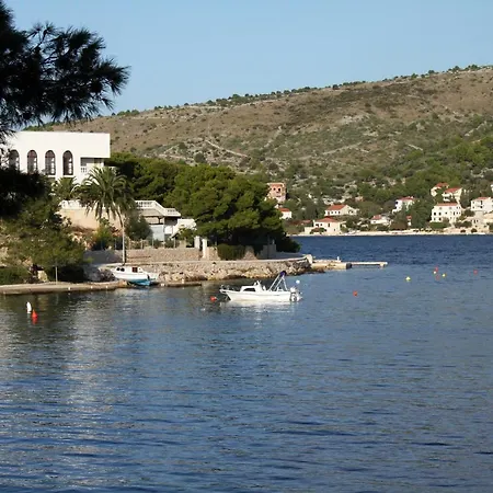 Apartment By The Sea Rogoznica - 3198