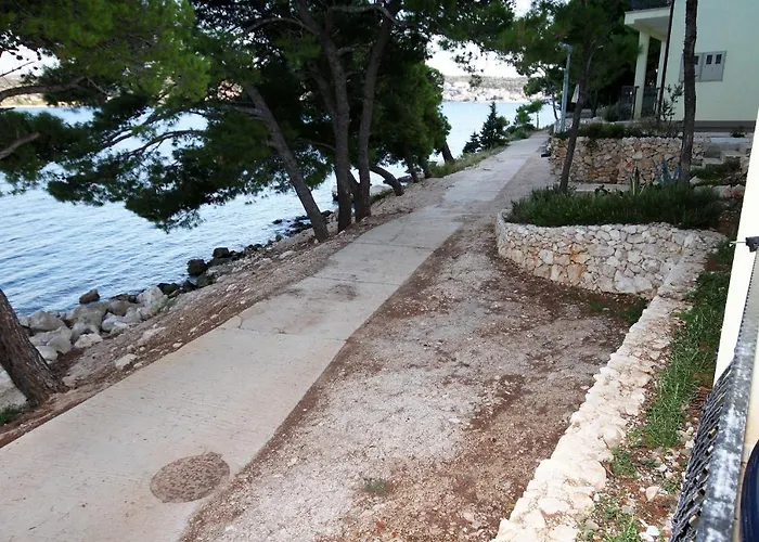 Apartman By The Sea - 3198 Rogoznica