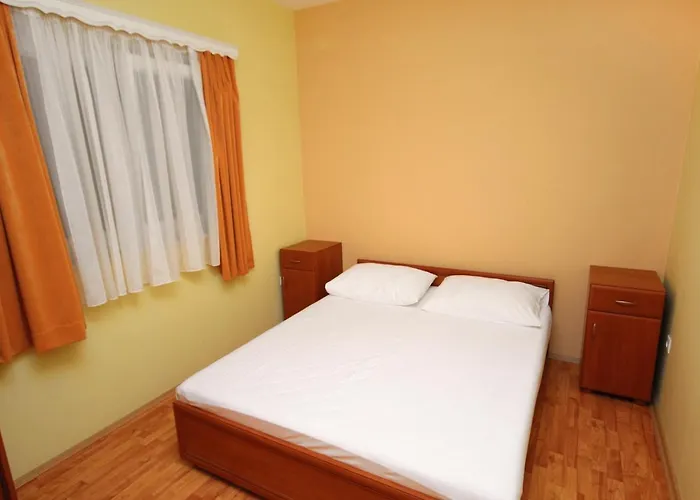 By The Sea - 3198 Rogoznica