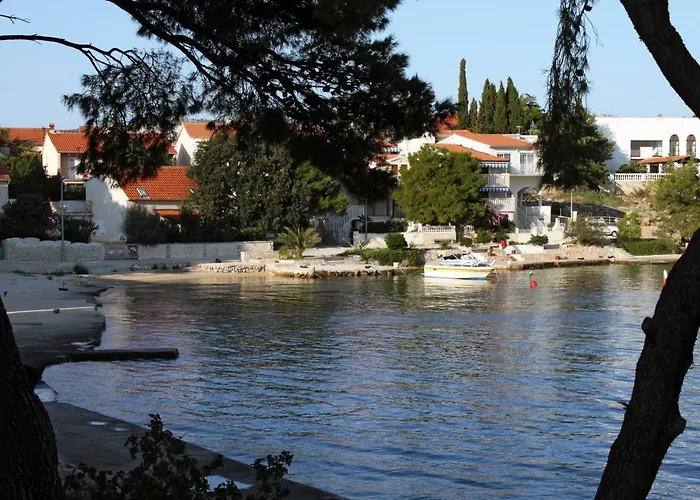 Apartman By The Sea - 3198 *