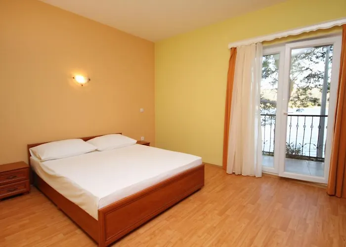 Apartman By The Sea - 3198 *