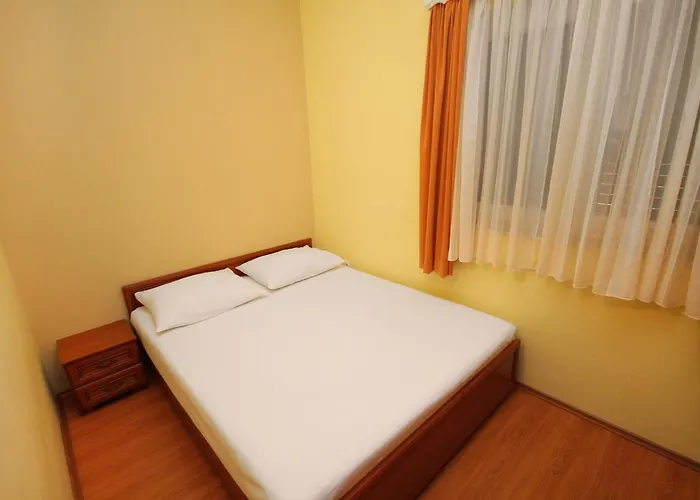 By The Sea - 3198 Rogoznica (Sibenik-Knin)